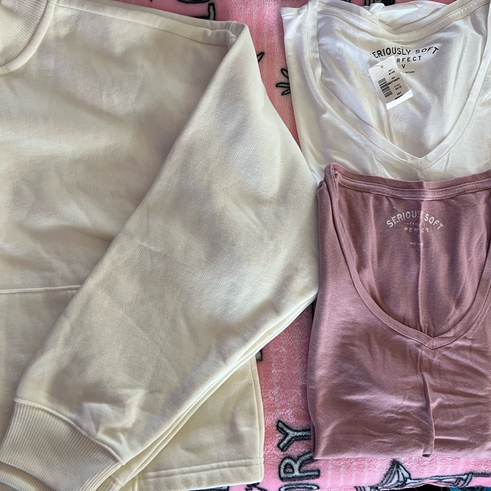 Cream crop half zip and two soft t-shirts